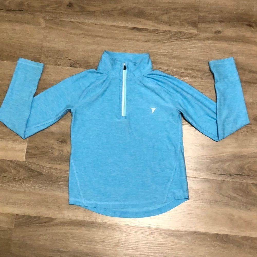 Girls Old Navy Active Go-Dry Shirt